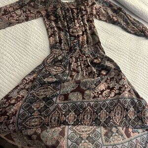 Elegant Paisley Long Sleeve Dress
